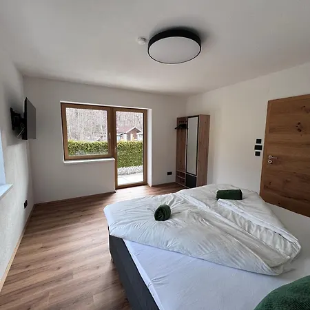 Alpinelodge8 Апартаменты *